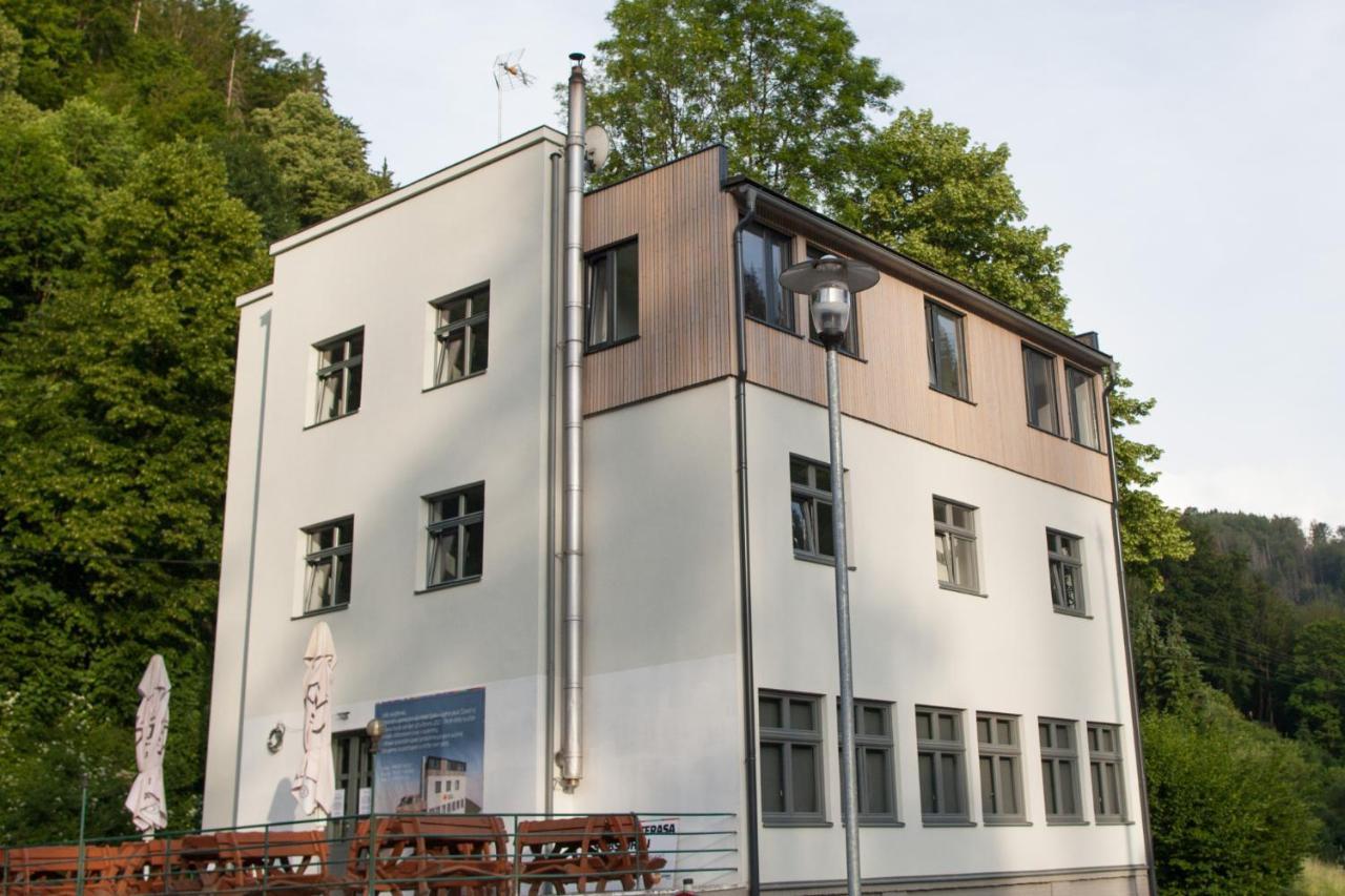 Hotel Spálov Semily Exterior foto